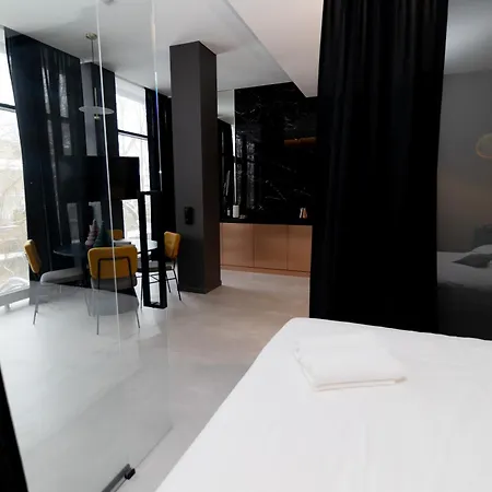 Rentroom2